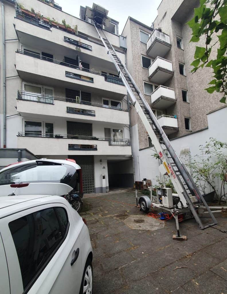 Außenaufzug im Einsatz